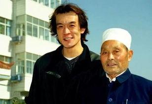 王家老爷子爆料大全视频,揭秘家族往事与传奇故事  第2张